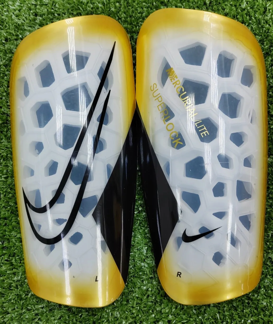 Щитки Nike Mercurial Lite SCH21