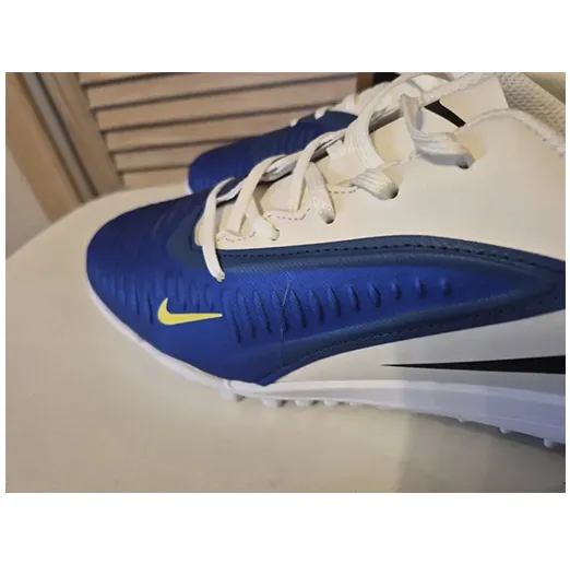 Сороконожки Nike Phantom GX 3 Academy TF21 уценка