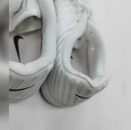 Футзалки Nike Lunar Gato II белые