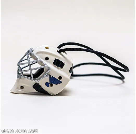 Подвеска в авто вратарский шлем St. Louis Blues